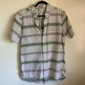 Men’s Quiksilver short sleeve button up